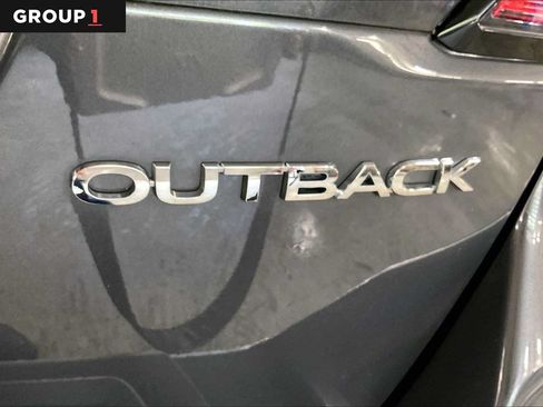 Used 2024 Subaru Outback Limited AWD/4WD image 10