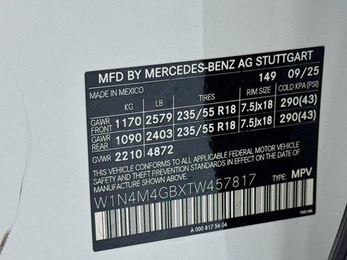 New 2026 Mercedes-Benz GLB 250 image 24