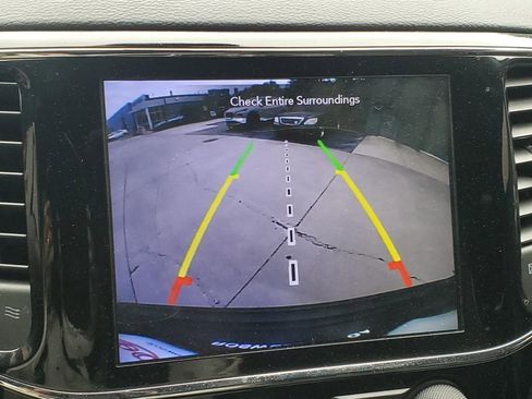 Used 2020 Jeep Grand Cherokee Altitude AWD/4WD image 33