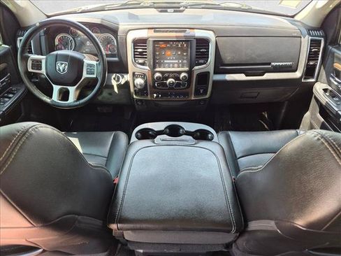 Used 2015 RAM 1500 Laramie AWD/4WD image 17