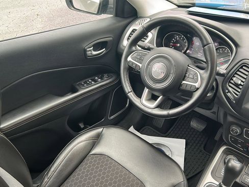 Used 2020 Jeep Compass Latitude w/ Popular Equipment Group image 24