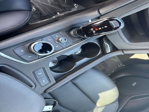 Used 2023 Cadillac XT5 Sportv w/ Technology Package image 26