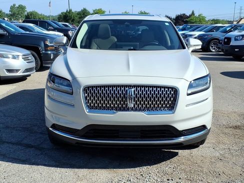 Used 2023 Lincoln Nautilus Reserve AWD/4WD image 8