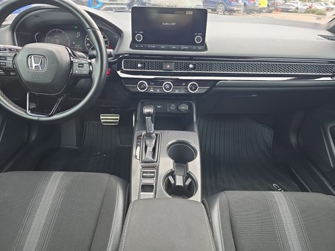 Used 2022 Honda Civic Sport image 16