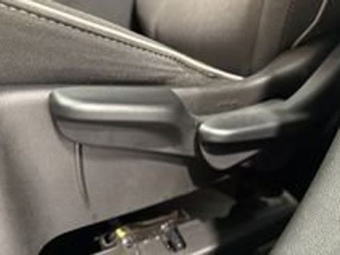 Used 2021 Chevrolet TrailBlazer LS FWD image 24