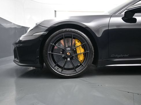 Used 2026 Porsche 911 Targa 4 GTS AWD/4WD image 6