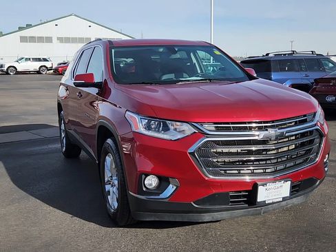 Used 2020 Chevrolet Traverse LT w/ LPO, Floor Liner Package image 4