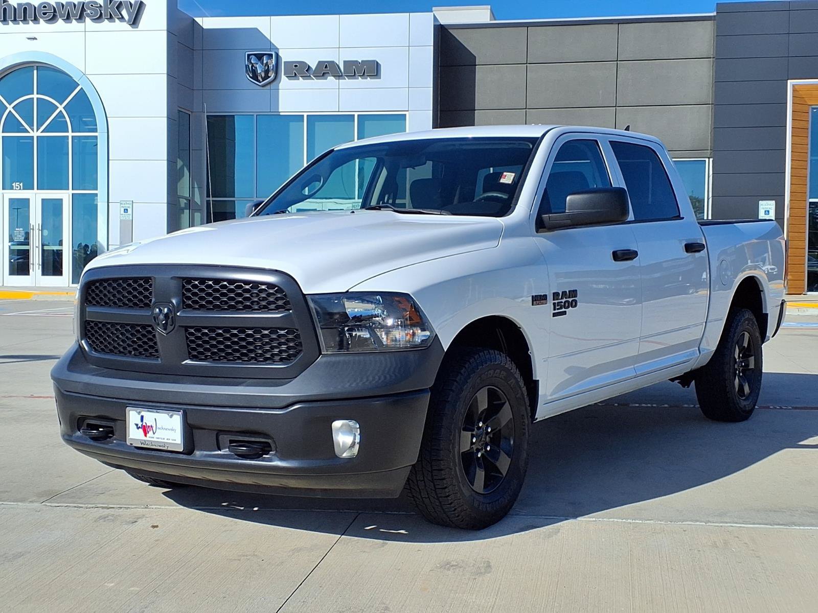 Used 2024 RAM 1500 Tradesman w/ Popular Equipment Group AWD/4WD image 3