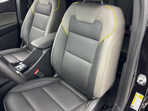 Used 2025 Chevrolet Trax ACTIV w/ Driver Confidence Package FWD image 7