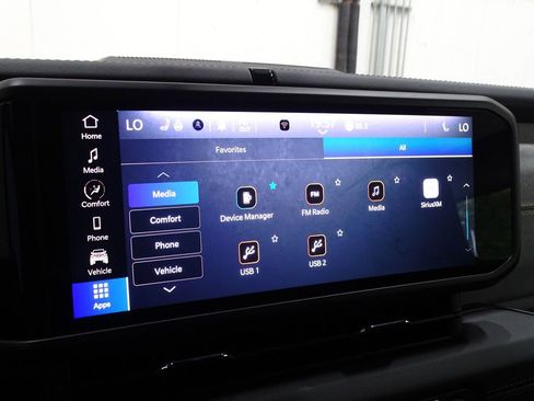 Used 2024 Jeep Wrangler Sahara image 33