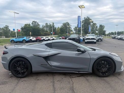 Used 2025 Chevrolet Corvette Z06 w/ Battery Protection Package RWD image 4