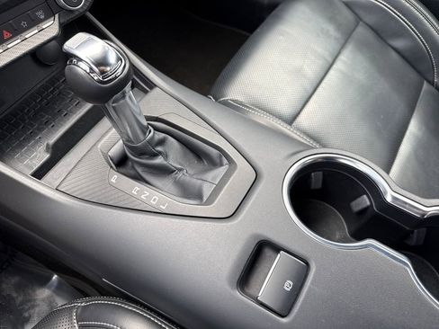 Used 2024 Ford Mustang Premium image 23