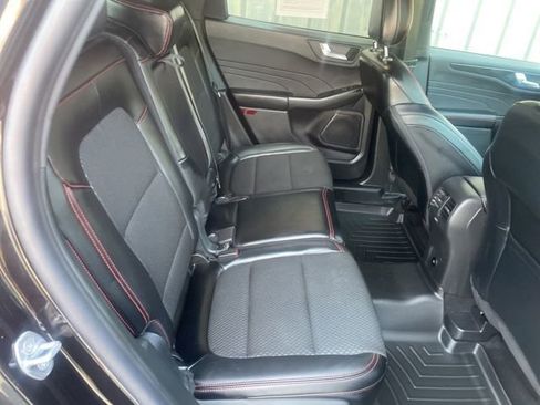 Used 2025 Ford Escape ST-Line Elite AWD/4WD image 50