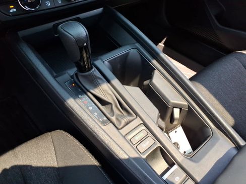 Used 2025 Honda Accord SE image 13
