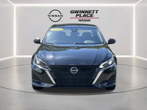Used 2025 Nissan Altima 2.5 SV AWD/4WD image 28