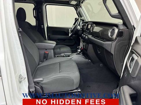 Used 2019 Jeep Wrangler Unlimited Sahara w/ Cold Weather Group image 19