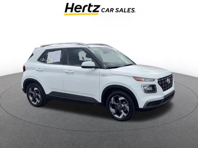 Used 2025 Hyundai Venue SEL