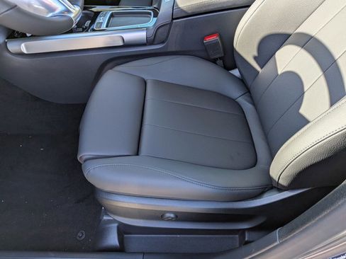 Certified 2026 Mercedes-Benz GLB 250 4MATIC image 4