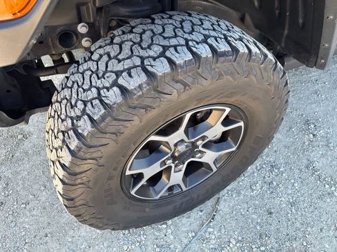 Used 2018 Jeep Wrangler Rubicon AWD/4WD image 2