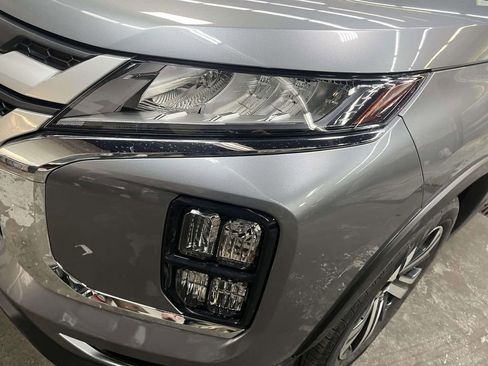 Used 2024 Mitsubishi Outlander Sport ES AWD/4WD image 9
