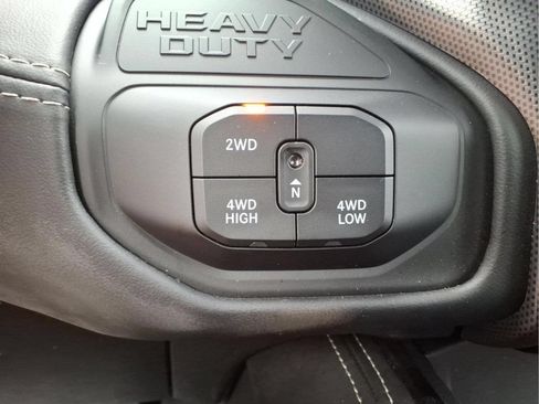 Used 2026 RAM 2500 Limited AWD/4WD image 25