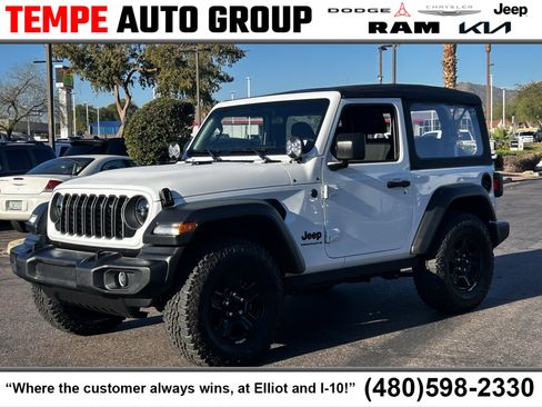 Used 2025 Jeep Wrangler Sport image 1