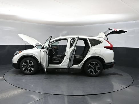 Used 2018 Honda CR-V Touring image 42