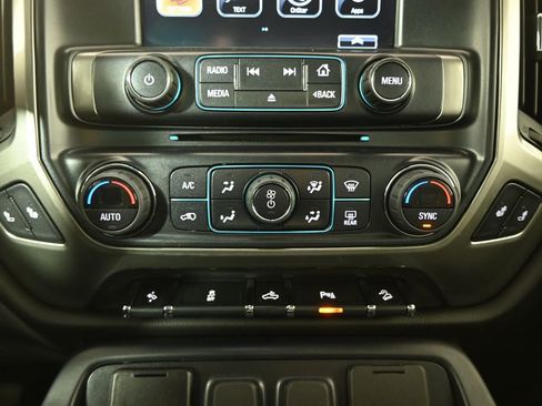 Used 2018 Chevrolet Silverado 1500 LT w/ All Star Edition image 29