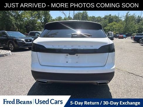 Used 2022 Lincoln Nautilus Reserve AWD/4WD image 7