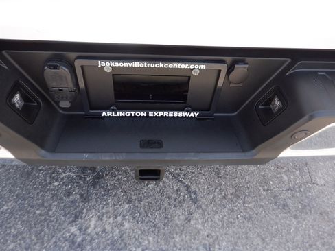Used 2021 Ford F150 XL w/ Equipment Group 101A High RWD image 5