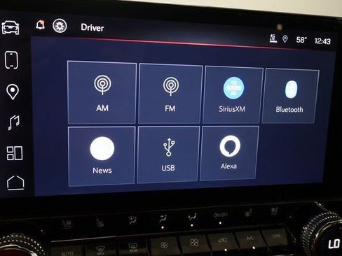 Used 2023 GMC Canyon Denali image 25