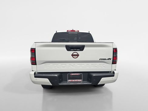 Certified 2024 Nissan Frontier PRO-4X w/ Technology Package AWD/4WD image 4