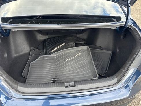 Certified 2023 Honda Accord EX image 16