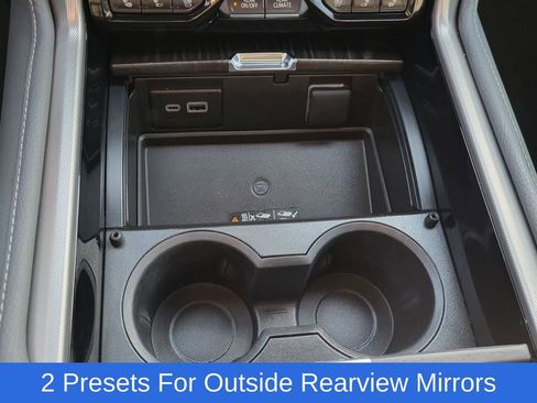 Used 2023 GMC Yukon Denali image 31