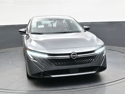 New 2026 Nissan Sentra SL FWD image 10
