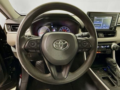 Certified 2019 Toyota RAV4 XLE FWD image 12