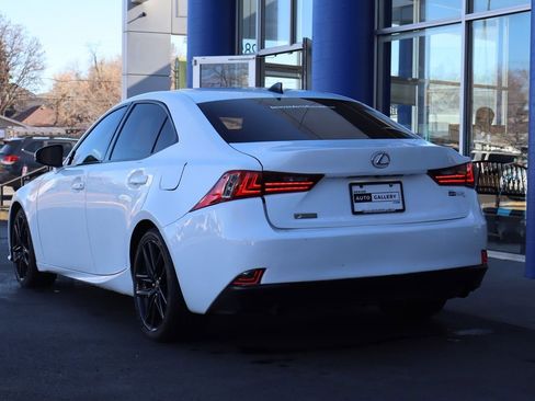 Used 2014 Lexus IS 350 AWD image 3