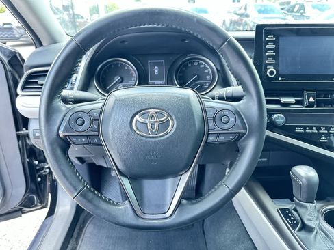 Used 2023 Toyota Camry SE FWD image 18