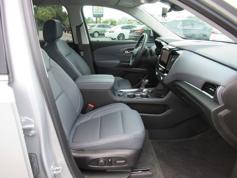 Used 2020 Chevrolet Traverse Premier image 10