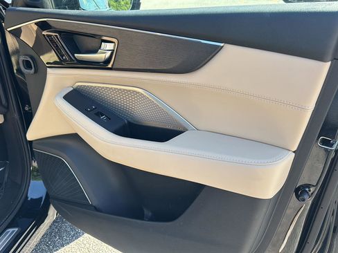 Certified 2023 Acura MDX SH-AWD w/ Advance Package image 11