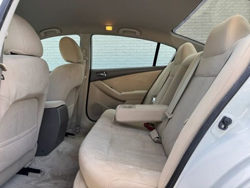 Used 2012 Nissan Altima 2.5 S w/ 20th Anniversary Pkg FWD image 18