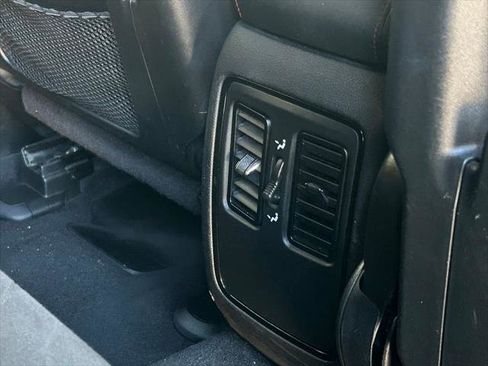 Certified 2023 Dodge Durango GT image 32