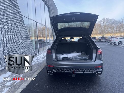 New 2025 Audi RS Q8 performance image 19