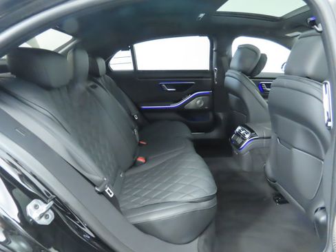 New 2026 Mercedes-Benz S 580e 4MATIC Sedan image 24