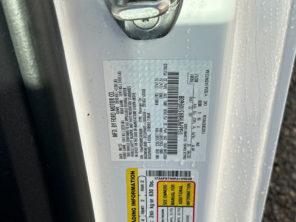 Used 2024 Ford Mustang Coupe RWD image 40