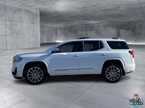 Used 2023 GMC Acadia Denali w/ Denali Technology Package image 3