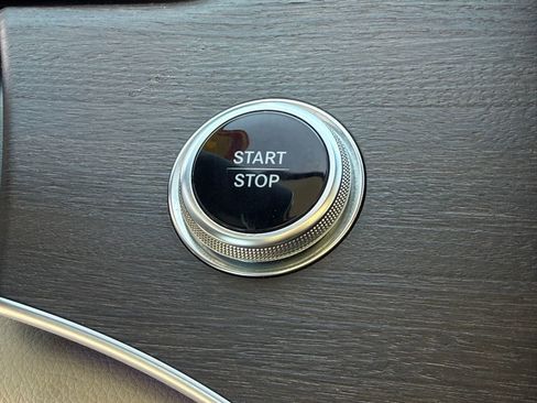 Used 2022 Mercedes-Benz EQS 450+ Sedan image 35