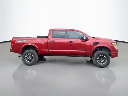 Used 2017 Nissan Titan PRO-4X AWD/4WD image 8