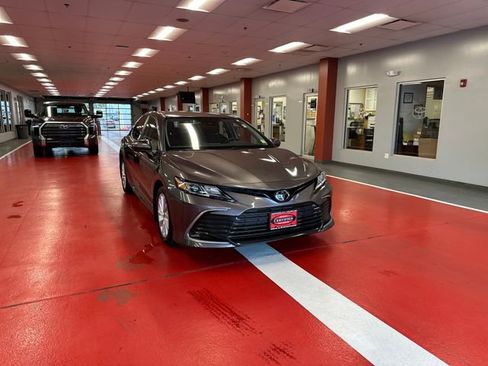 Certified 2021 Toyota Camry LE FWD image 2
