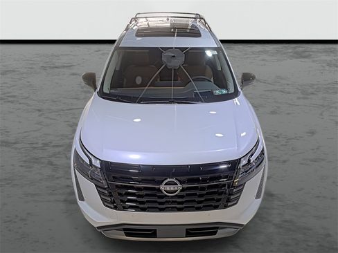 New 2026 Nissan Pathfinder Platinum image 6